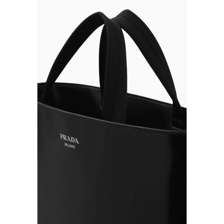 Prada - Logo Tote Bag in Leather