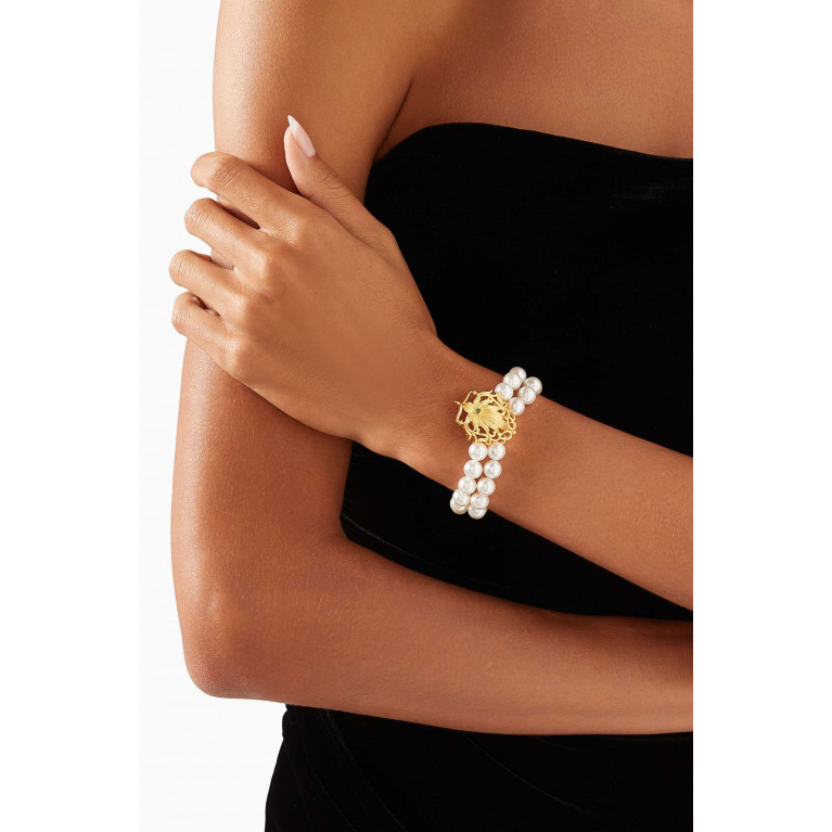 Lynyer - Lotus Pearl Bracelet in Brass