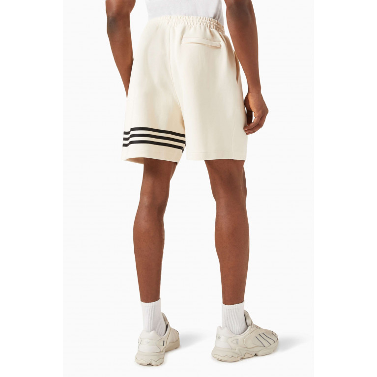 Adidas - Neuclassics Shorts in Cotton Blend