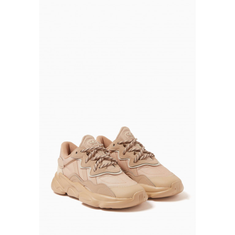Adidas - Child Ozweego Sneakers in Suede Mesh