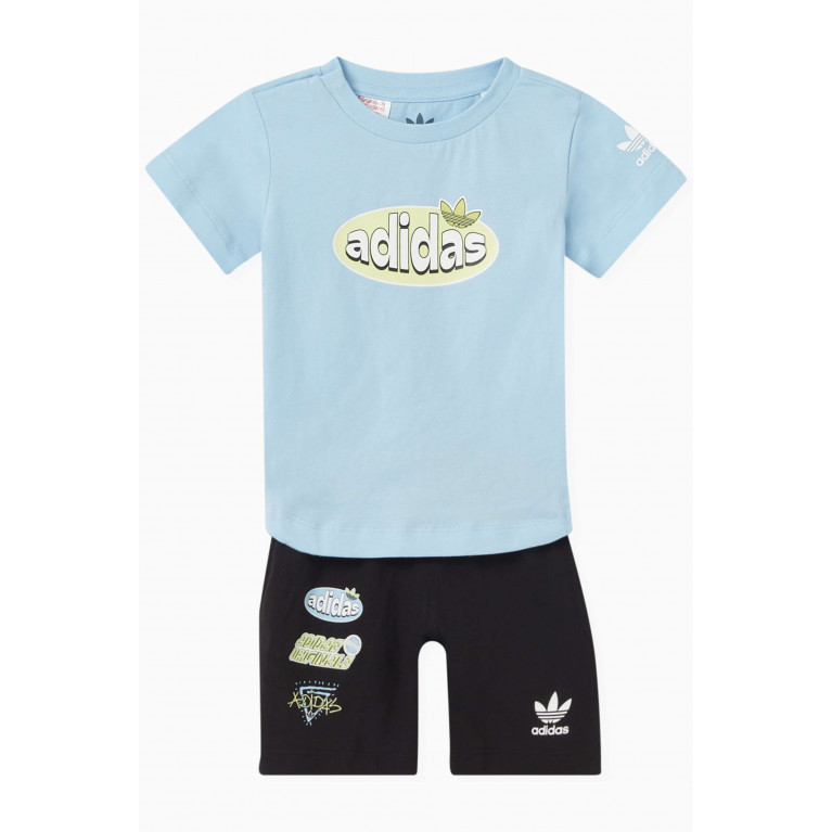 Adidas - Graphic T-shirt & Shorts Set in Cotton Jersey
