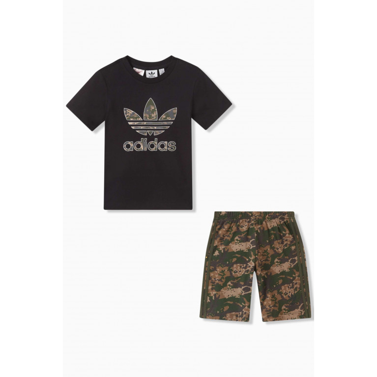 Adidas - Camo T-shirt & Shorts Set in Cotton-jersey