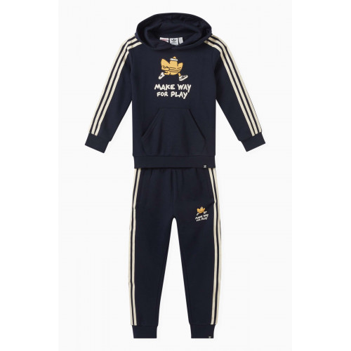 Adidas - Graphic Print Hoodie & Sweatpants in French-terry