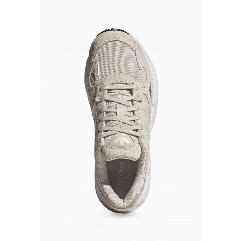 Adidas - Falcon Low Top Sneakers in Mesh