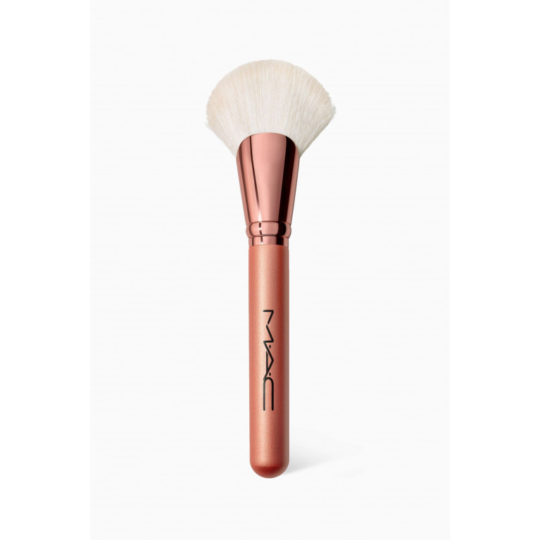 MAC Cosmetics - 143S Bronzer Fan Brush