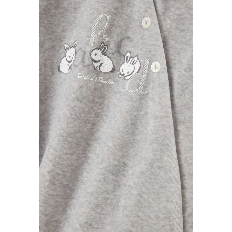 Tartine et Chocolat - Graphic Logo-print Sleepsuit in Velour Grey