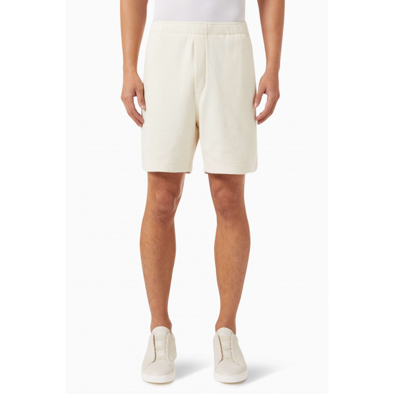 Vince - Pull-on Shorts in Bouclé Neutral
