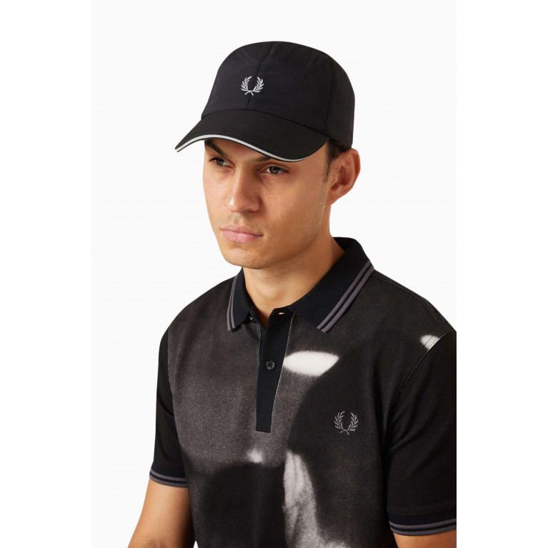 Fred Perry - Piped Logo Cap in Recycled Nylon