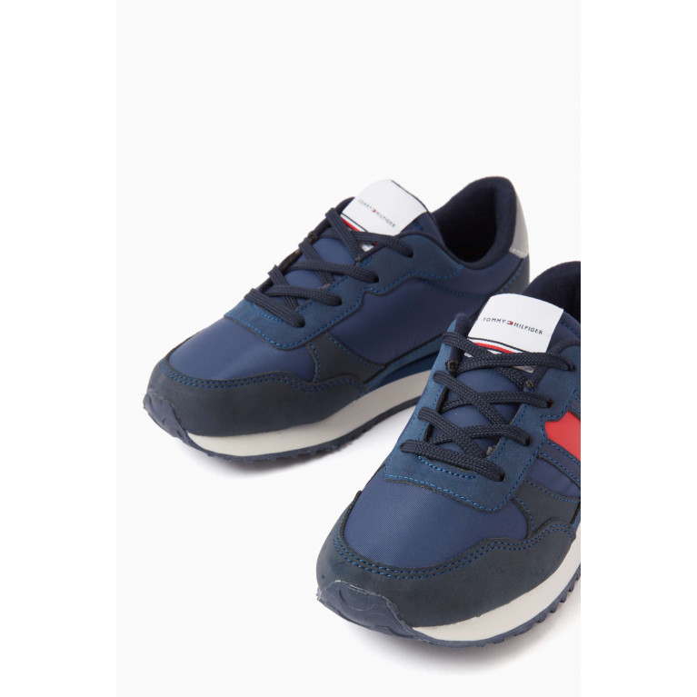 Tommy Hilfiger - Flag Low Cut Sneakers in Faux Leather