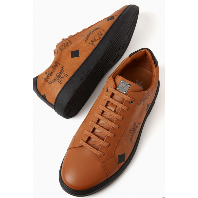MCM - Terrain Maxi-visetos Low-top Sneakers in Coated-canvas