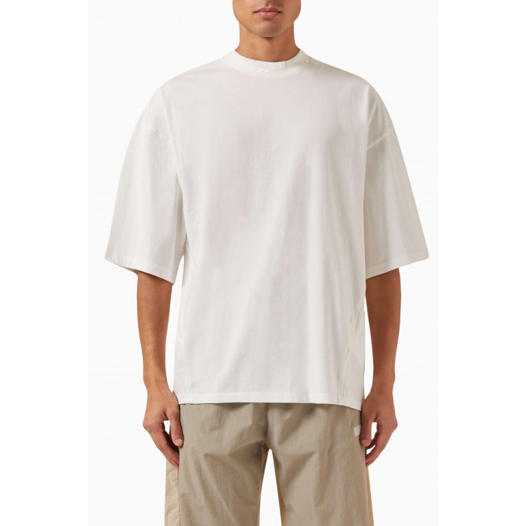 Reebok - Piped T-shirt in Cotton
