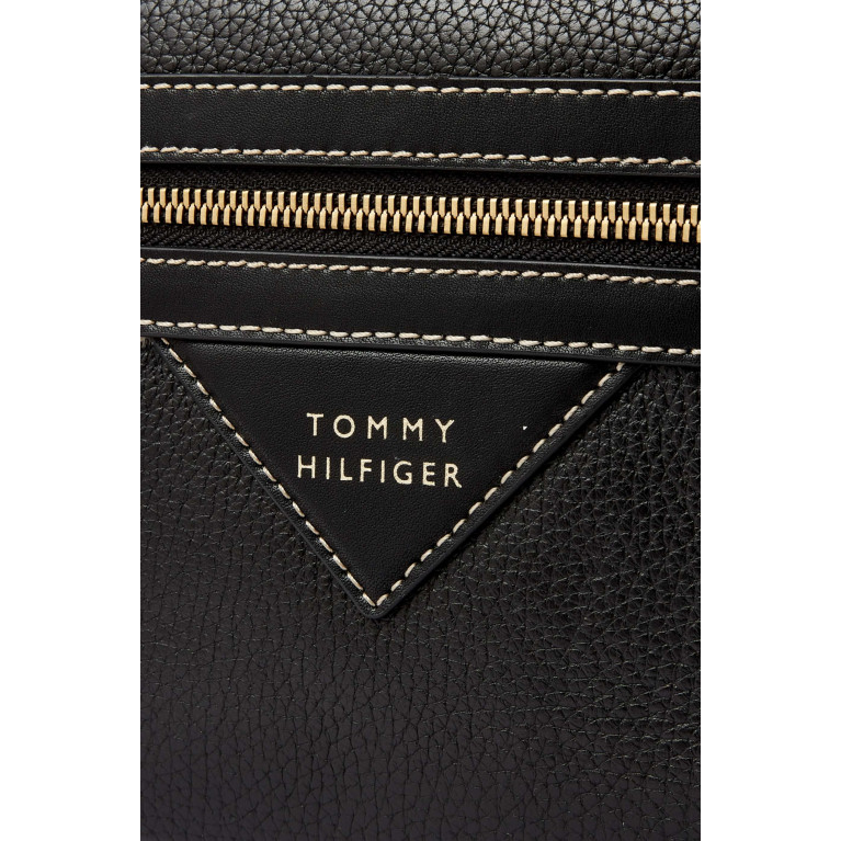 Tommy Hilfiger - TH Camera Bag in Leather