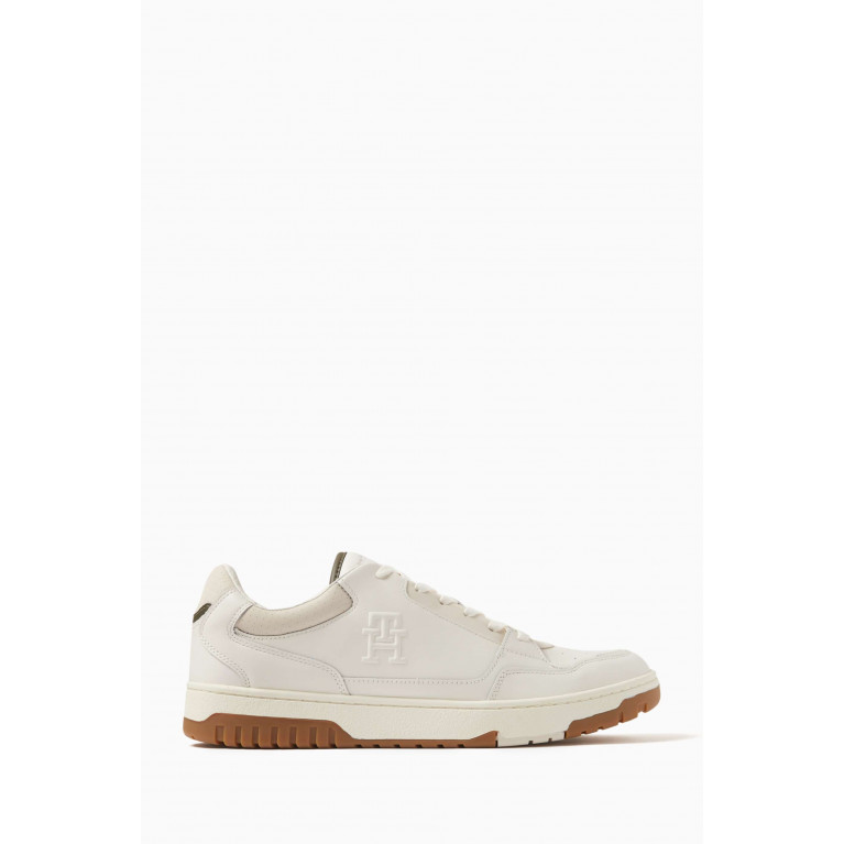 Tommy Hilfiger - TH Monogram Basketball Sneakers in Leather White