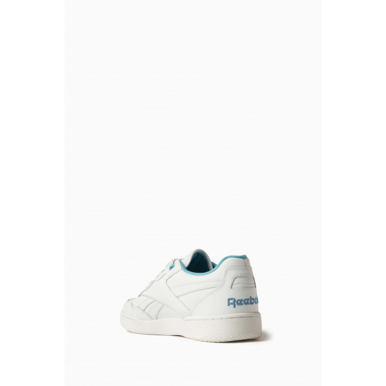 Reebok - BB4000 Sneakers in Faux Leather White