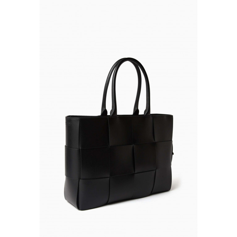Bottega Veneta - Medium Arco Tote Bag in Leather