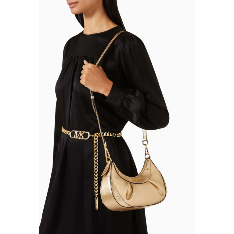 MICHAEL KORS - Small Enzo Shoulder Bag in Pebbled Leather