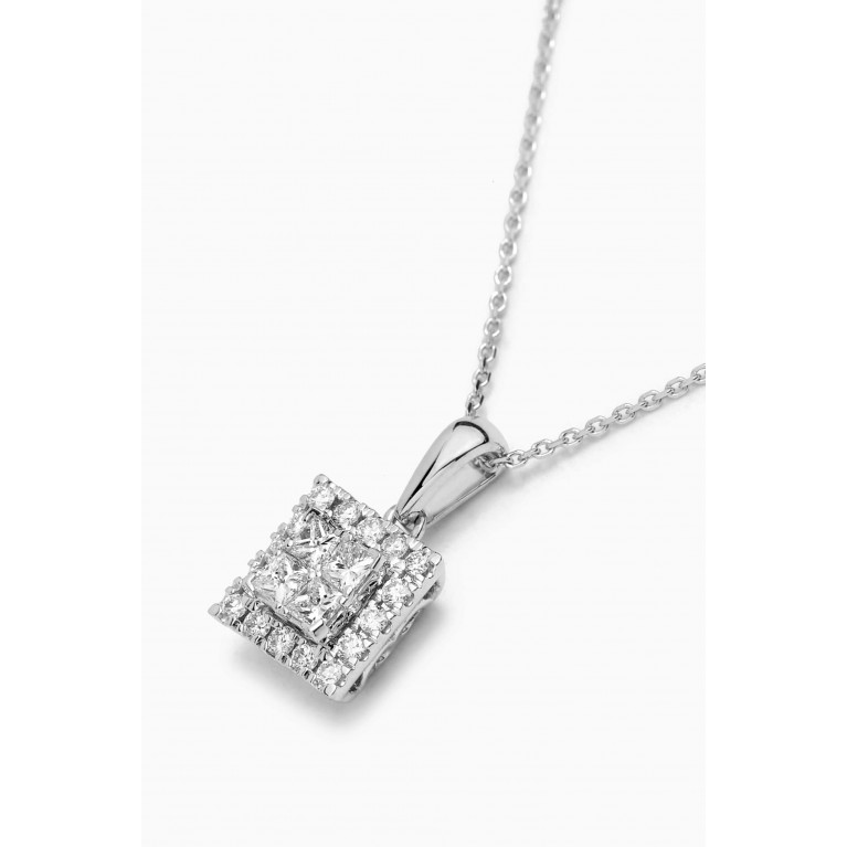 Damas - Illusion Square Diamond Pendant Necklace in 18kt White Gold
