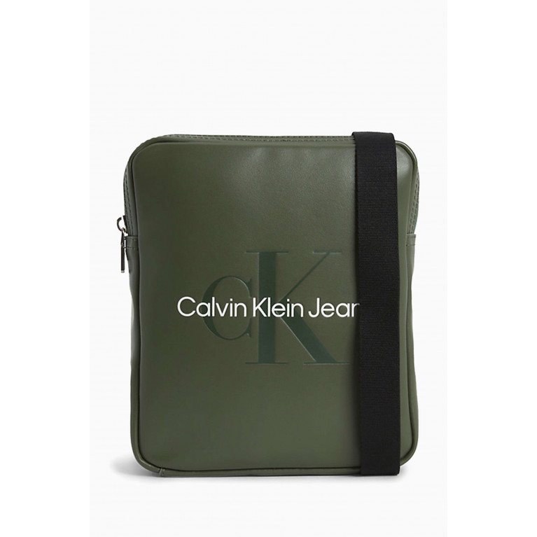Calvin Klein Jeans - Logo Print Reporter Bag in Faux Leather