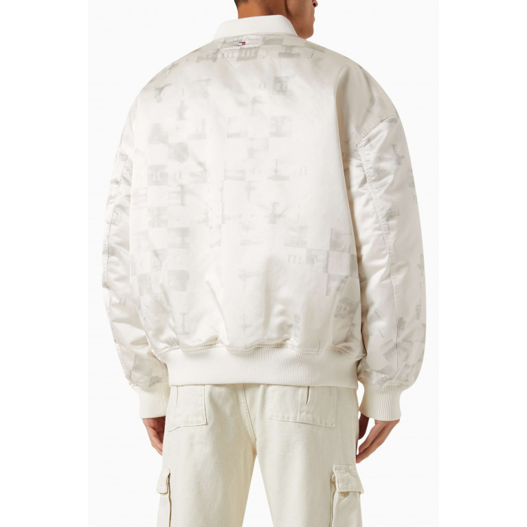 Tommy Jeans - Checkerboard Bomber Jacket in Nylon-satin