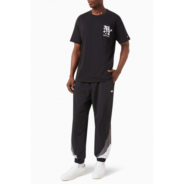 Tommy Jeans - New York Logo T-shirt in Jersey Black