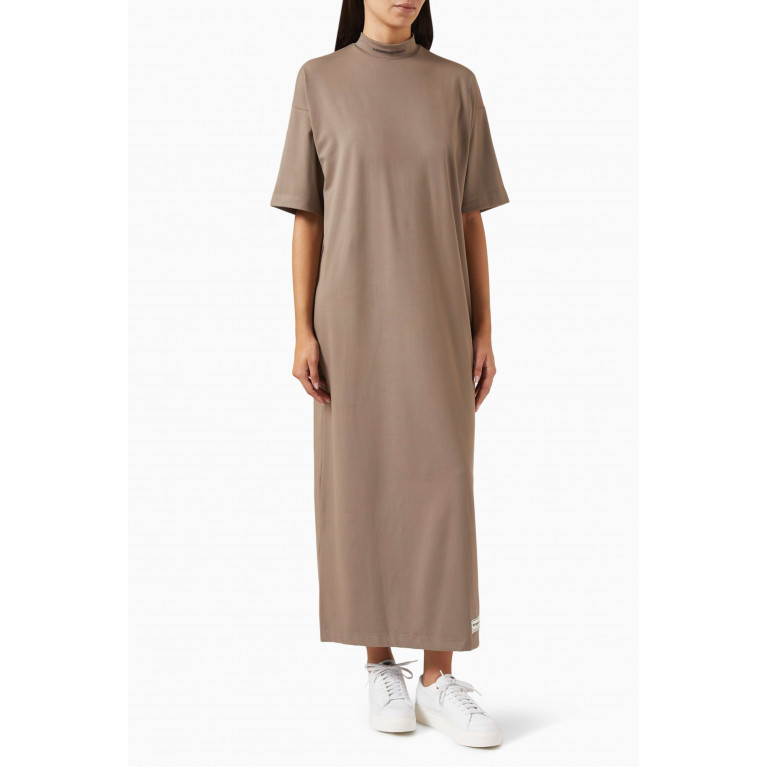 The Giving Movement - Midi Dress in Softskin100© Neutral