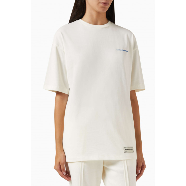 The Giving Movement - Oversized Bold T-shirt in Cottonsey100© Neutral