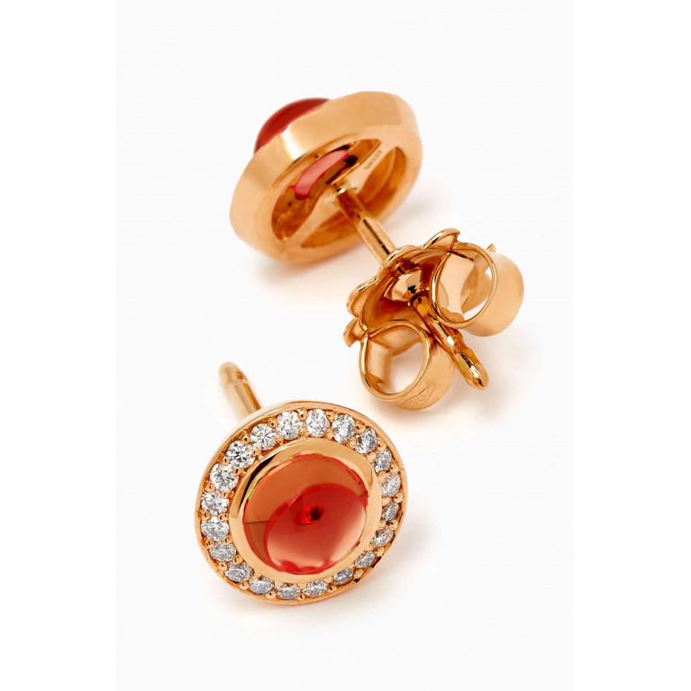 Samra - Noor Diamond & Rhodolite Garnet Stud Earrings in 18kt Rose Gold