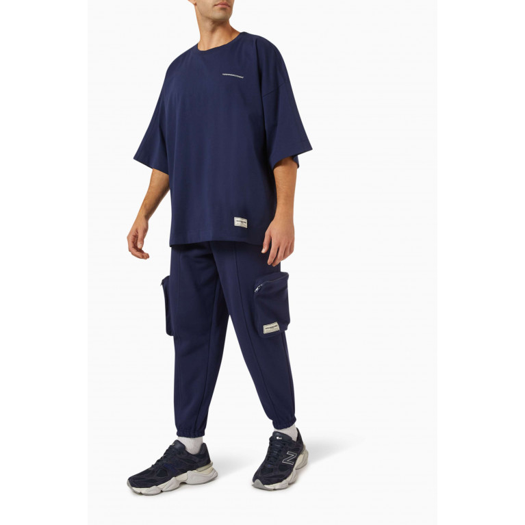 The Giving Movement - Cargo Joggers in Organic Cotton Blend Blue