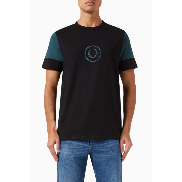 Fred Perry - Colour-block Logo T-shirt in Cotton-jersey