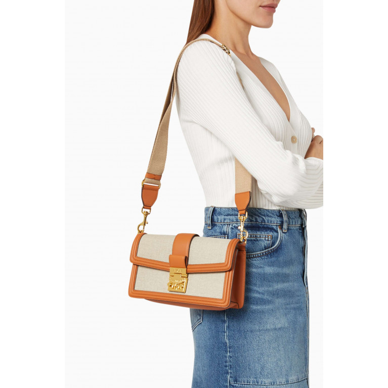 MCM - Tracy Shoulder Bag in Linen
