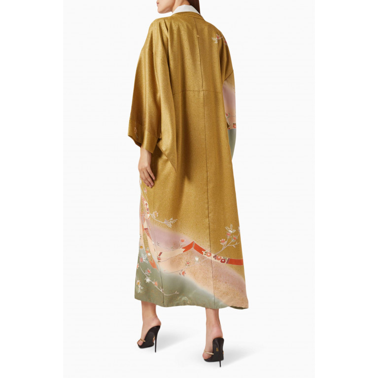 CHI-KA - Hand-painted Japanese Kimono in Pure Silk
