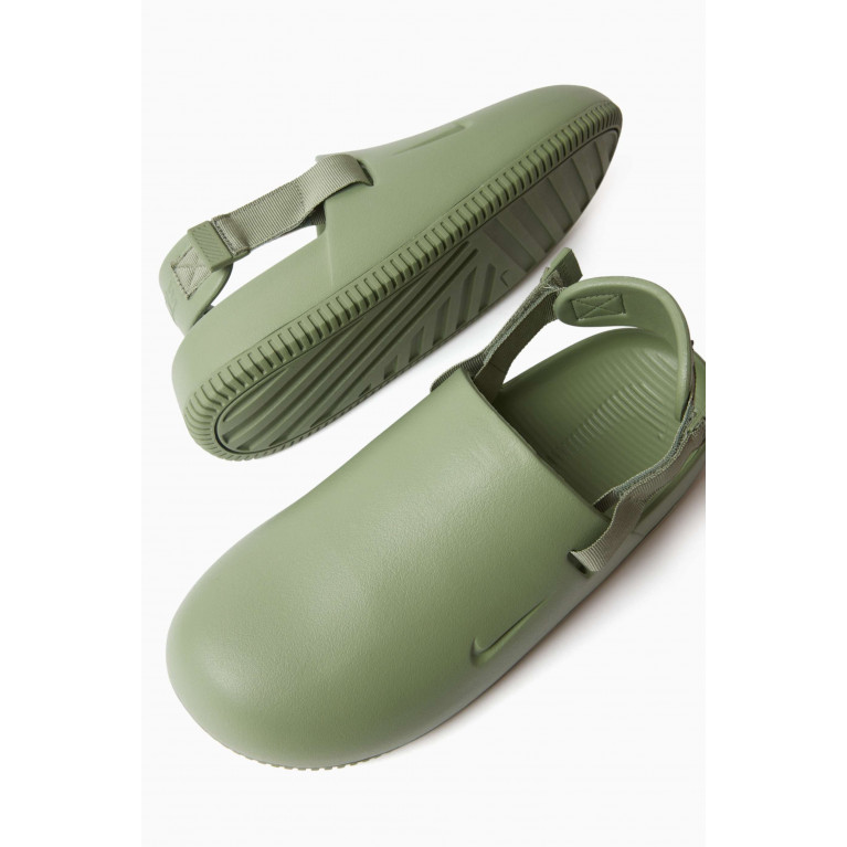 Nike - Calm Mules in Foam Green