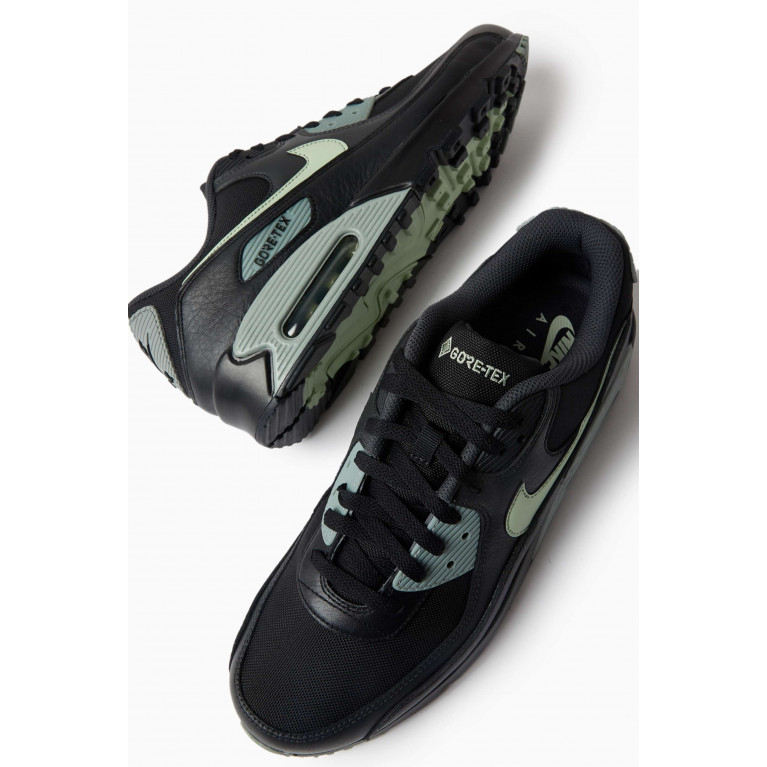 Nike - Air Max 90 GTX Sneakers in Leather & Mesh Black
