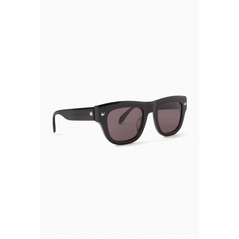 Alexander McQueen - Studded Rectangular Sunglasses in Acetate