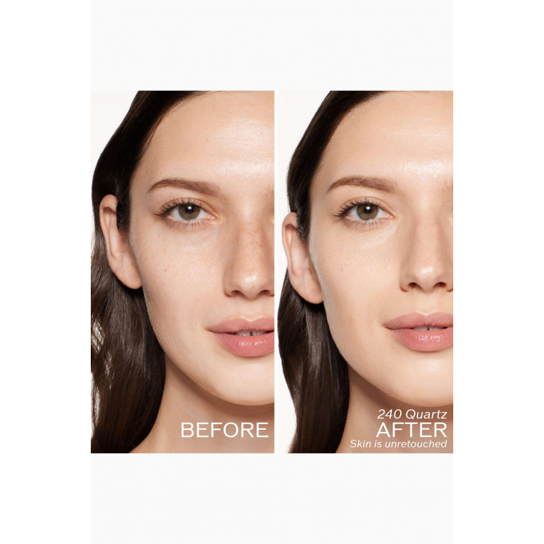 Shiseido - 240 Quartz Revitalessence Skin Glow Foundation SPF 30, 30ml