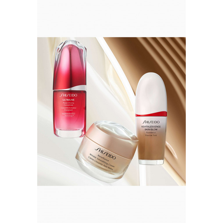 Shiseido - 340 Oak Revitalessence Skin Glow Foundation SPF 30, 30ml