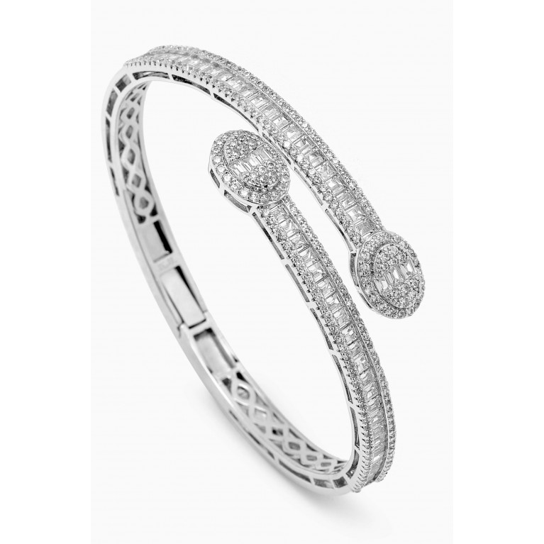 CZ by Kenneth Jay Lane - Baguette Oval Bypass Bangle in Rhodium-plated Brass