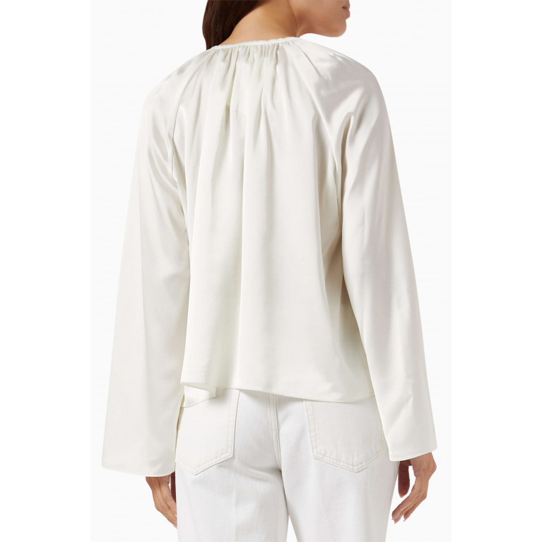 Frame - V-neck Shirred Blouse in Polyester