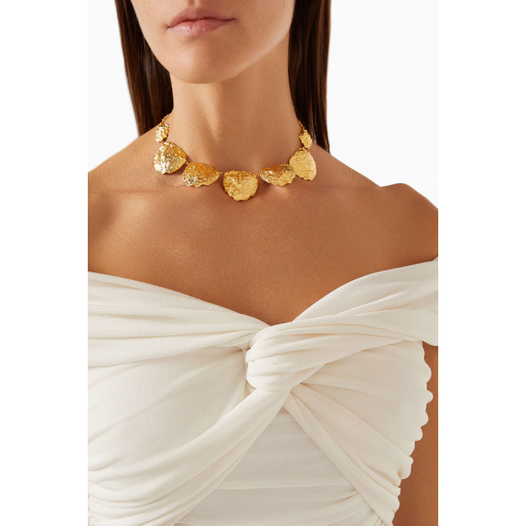 Lynyer - Thalassa Shell Necklace in 24kt Gold-plated Brass