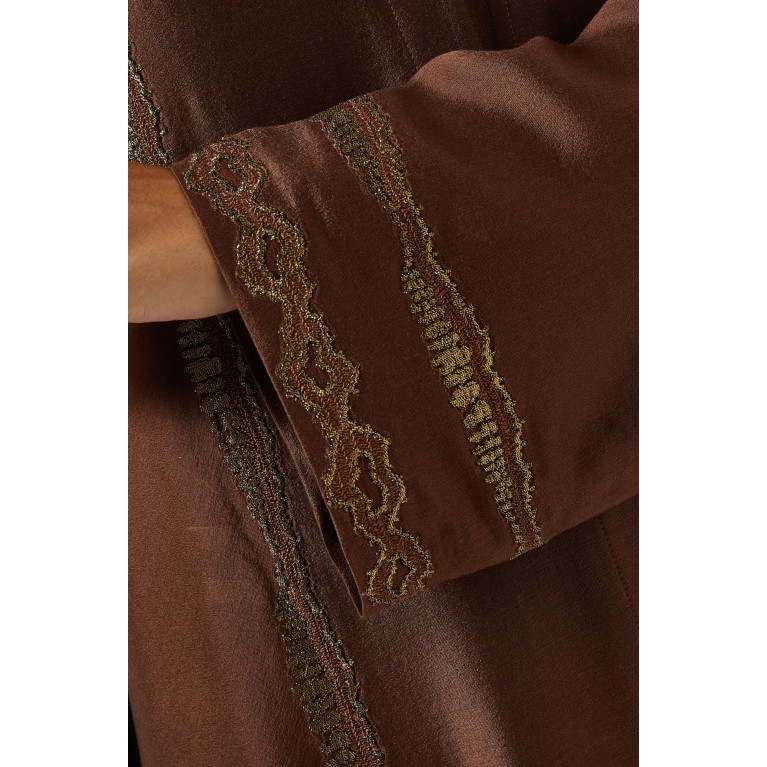 Mauzan - Embroidered Abaya