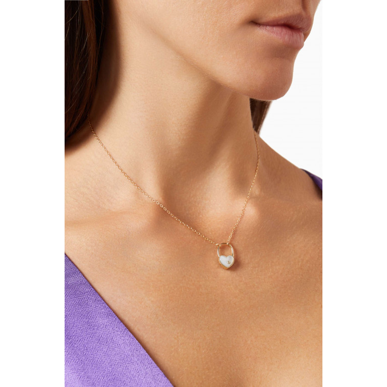 Yvonne Leon - Padlock Heart Mother-of-Pearl & Diamond Pendant Necklace in 9kt Gold