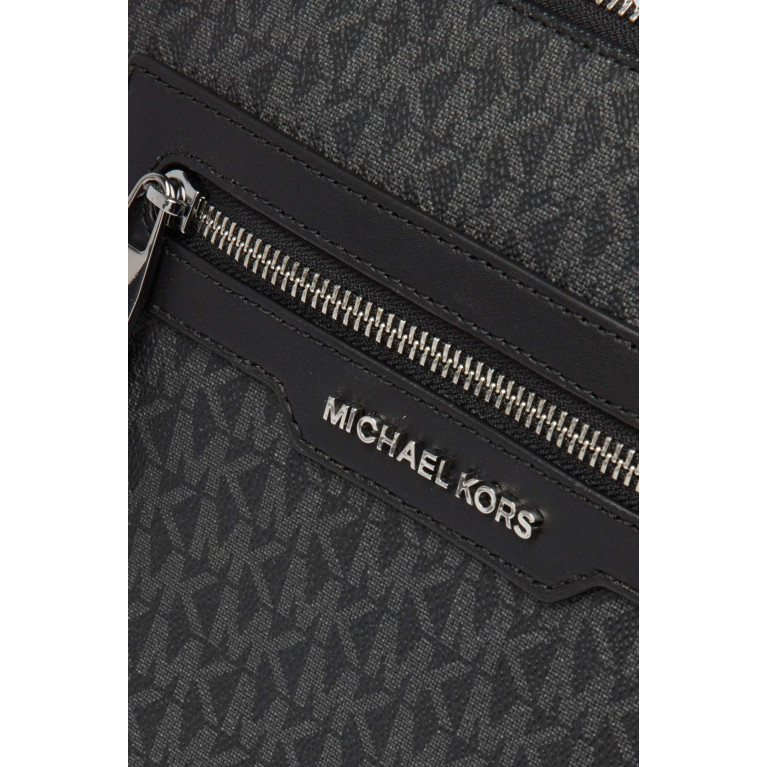 MICHAEL KORS - Medium Hudson Signature Logo Crossbody Bag in Coated Canvas & Leather