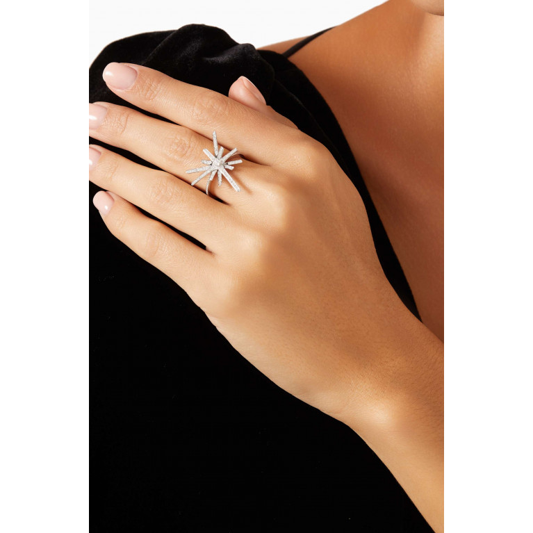 Samra - Large Daw Diamond Ring in 18kt White Gold