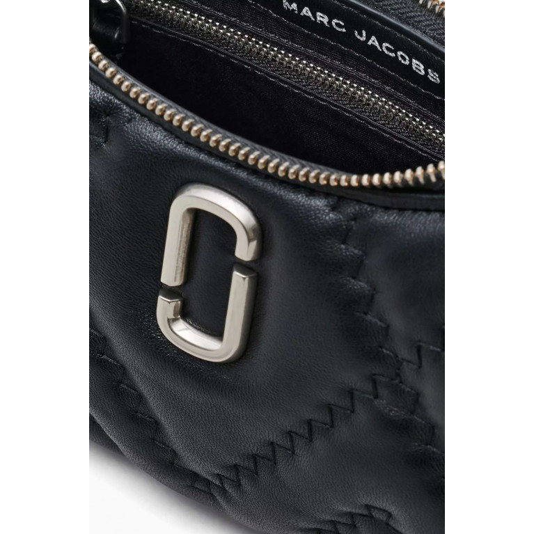 Marc Jacobs - The J Marc Curve Shoulder Bag in Quilted Leather