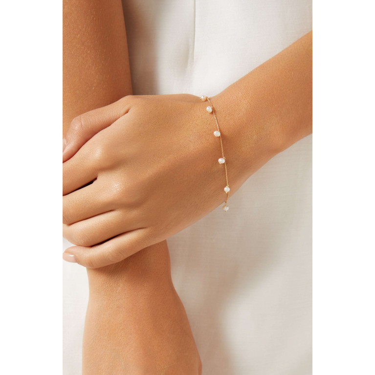 M's Gems - Pearl Charm Bracelet in 18kt Gold
