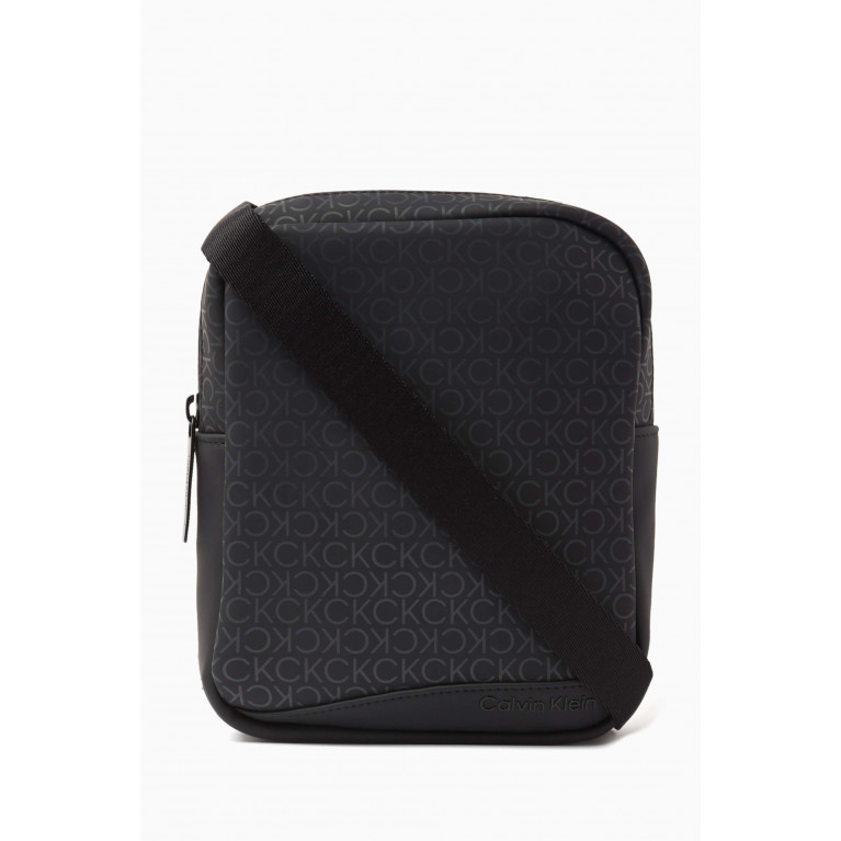 Calvin Klein - Monogram Reporter Bag in Rubberised Faux Leather