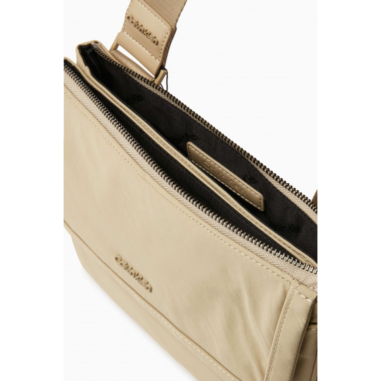 Calvin Klein - Faded Crossbody Bag in Synthetic Fabric