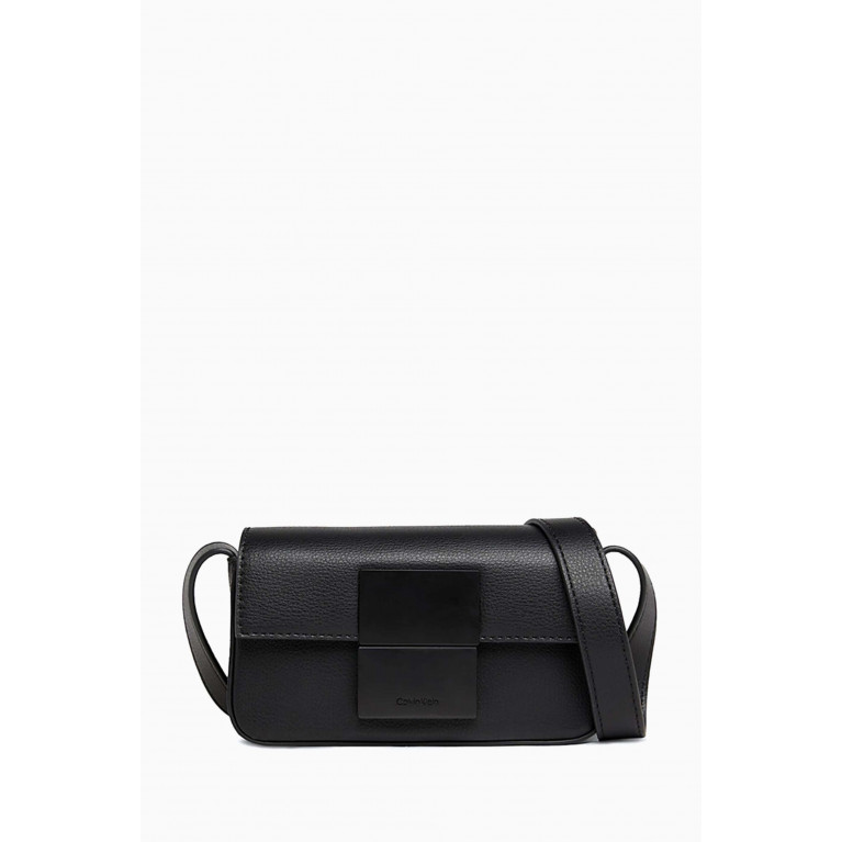 Calvin Klein - Iconic Plaque Camera Bag in Pebbled Faux Leather