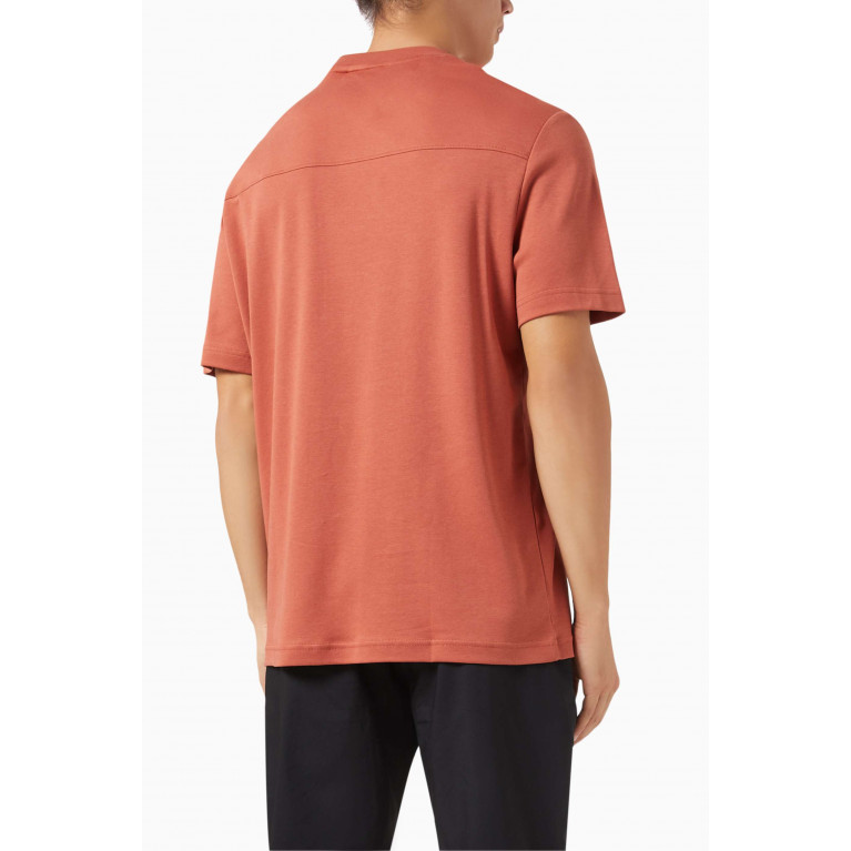 Calvin Klein - Debossed Logo T-Shirt in Cotton Brown
