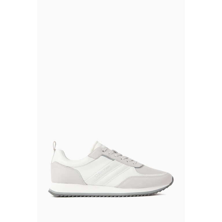 Calvin Klein - Low-top Sneakers in Leather White